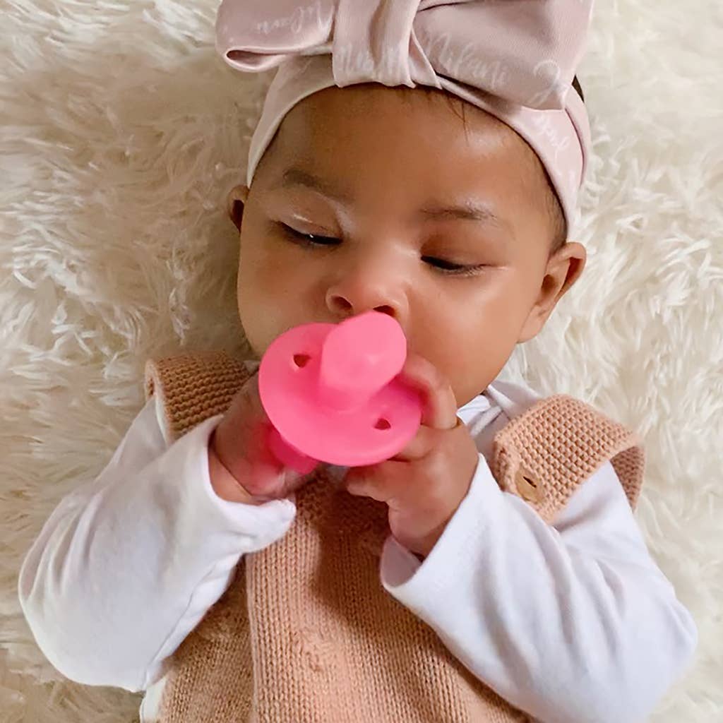 Itzy Ritzy - Teensy Teether™ Soothing Silicone Teether: Diamond