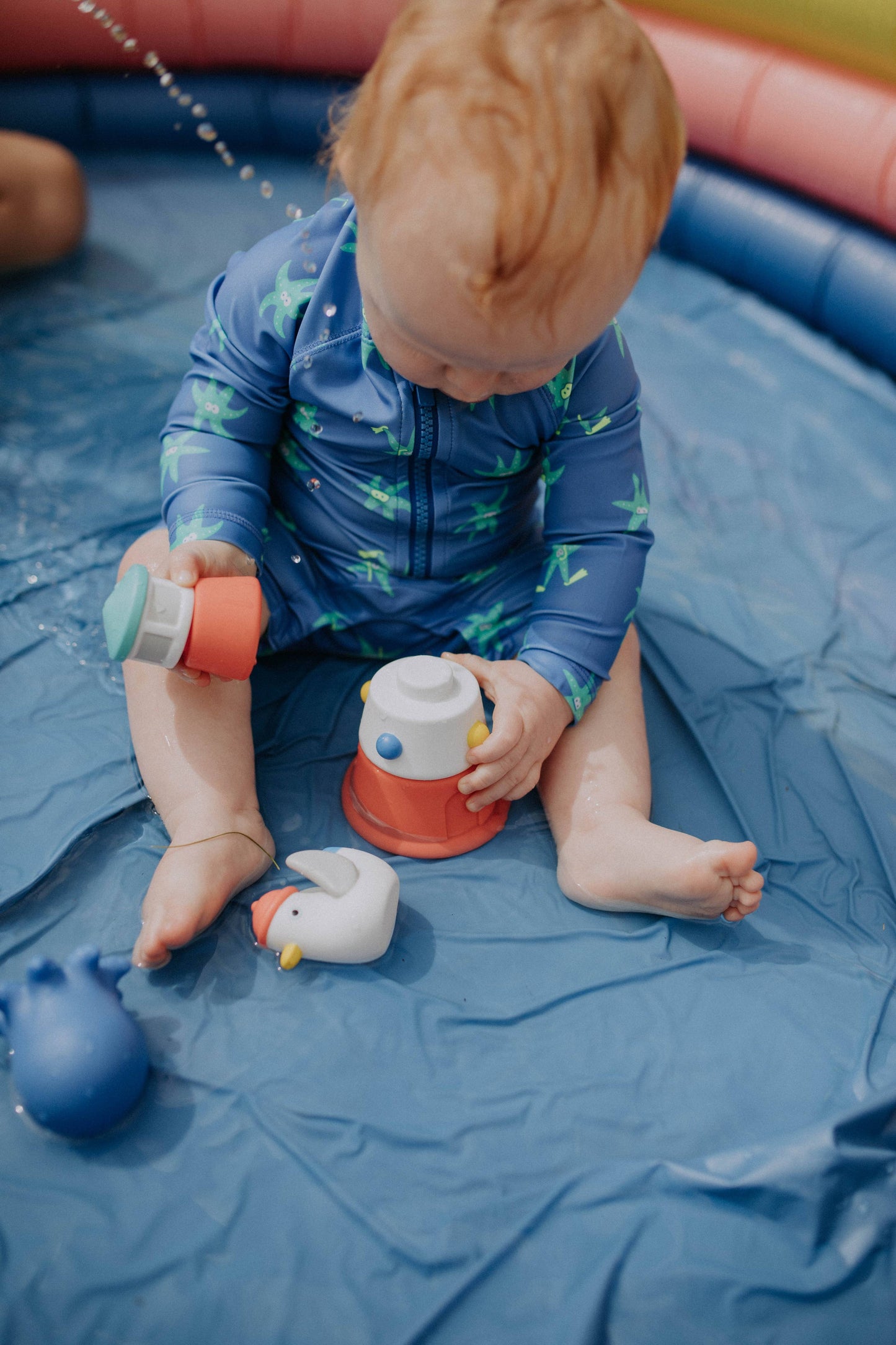 Itzy Ritzy - Itzy Stack & Squirt Bath + Water Toy