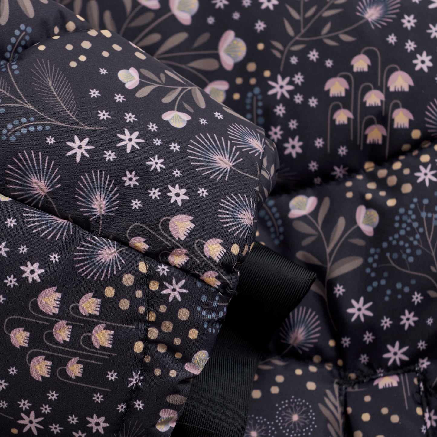 Color Kids Jacket - Quilt, Long & All Over Print - 6Y