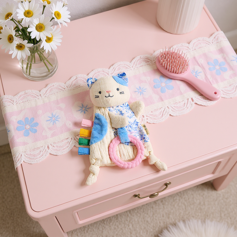 Itzy Ritzy - Bitzy Crinkle Sensory Toy with Teether