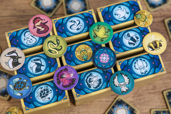 Bankiiiz Editions - Cocoons: Cooperative Sliding-Puzzle Board Game