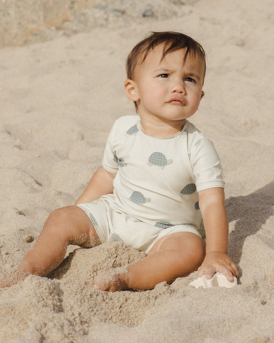 Rylee + Cru - Shorty One-Piece || Sea Turtles