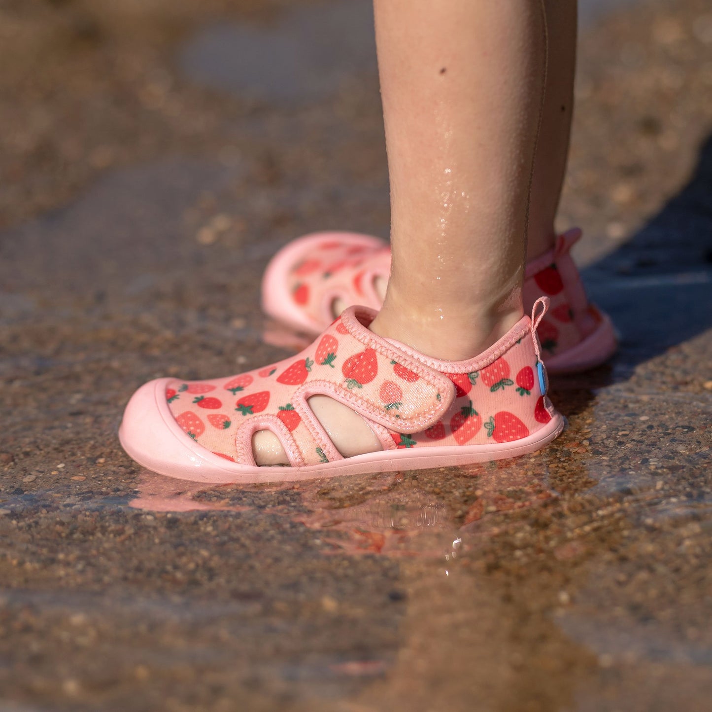 Jan & Jul Kids Kids Sunny Breeze Sandals | Pink Strawberry
