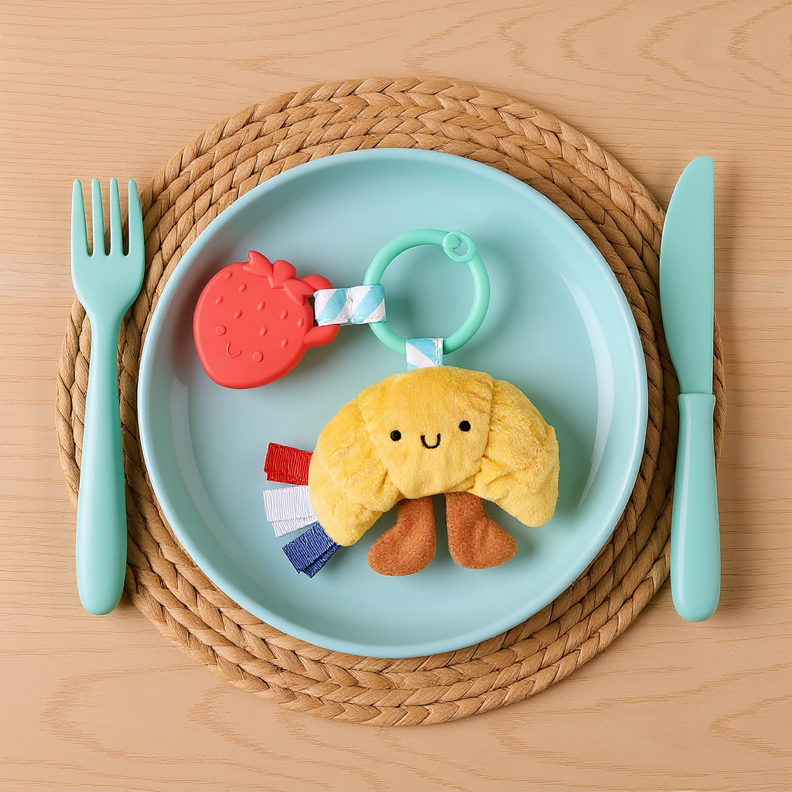 Itzy Ritzy - Itzy Pal Plush & Teether