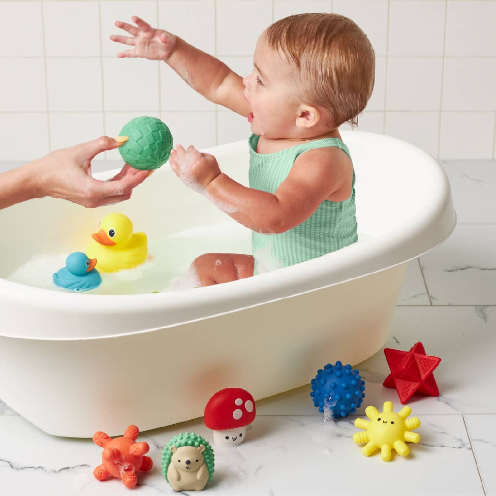 Itzy Ritzy - Itzy Splash Gift Set, Soft Bath & Water Toys