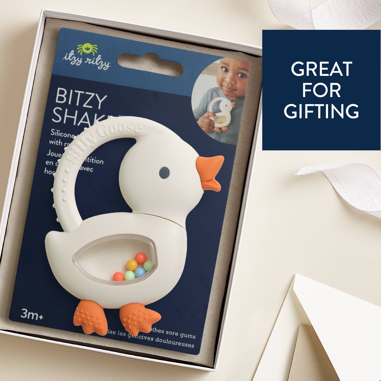 Itzy Ritzy - Bitzy Shake - Silicone Teether with Rattle