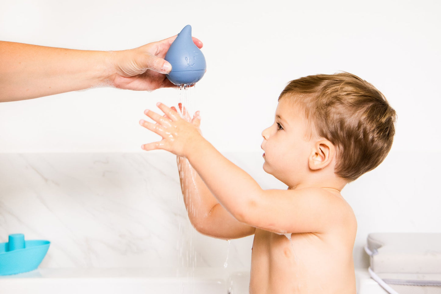 Ubbi Cloud & Droplet Bath Toys