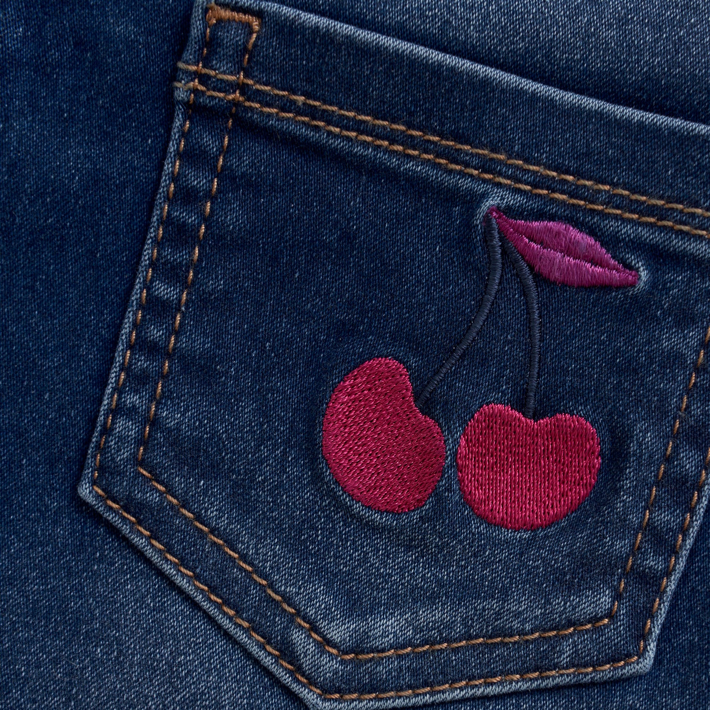 Minymo - Wide Leg Denim Jeans with Cherry Embroidery - 5 Years