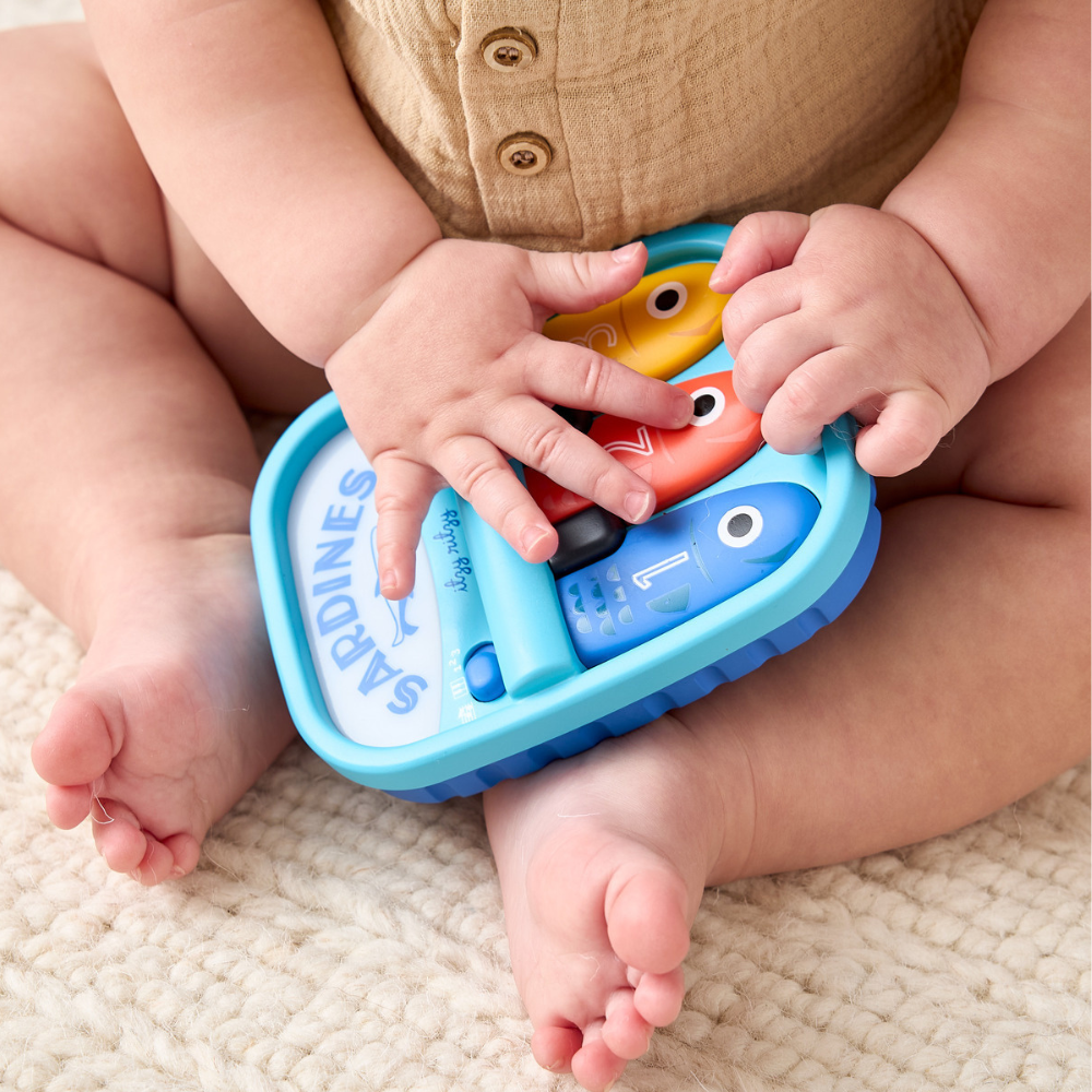 Itzy Ritzy - Bitzy Tunes - Light-up Interactive Piano Toy - Sardines