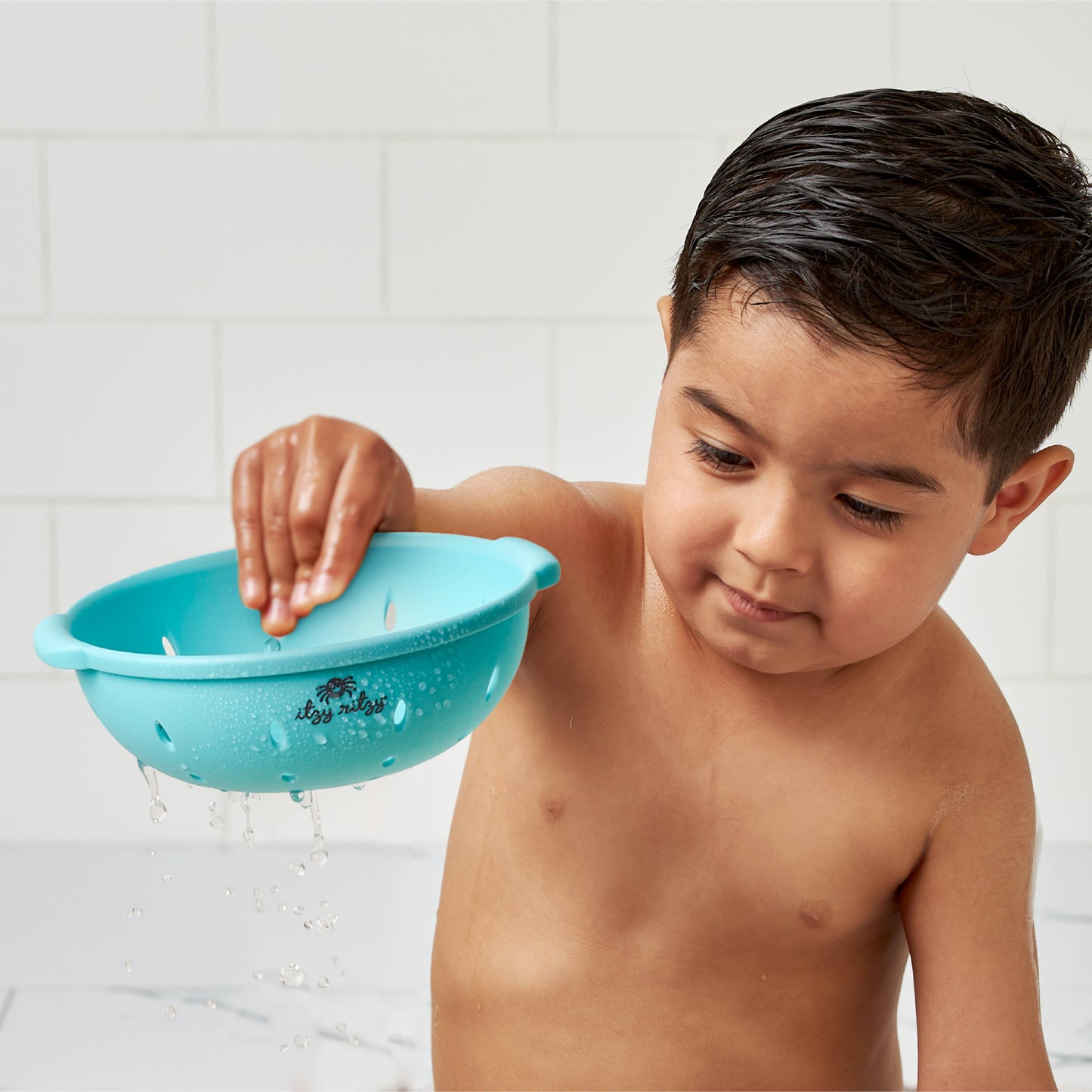 Itzy Ritzy -  Itzy Splash Pals™ - Bath + Water Toy