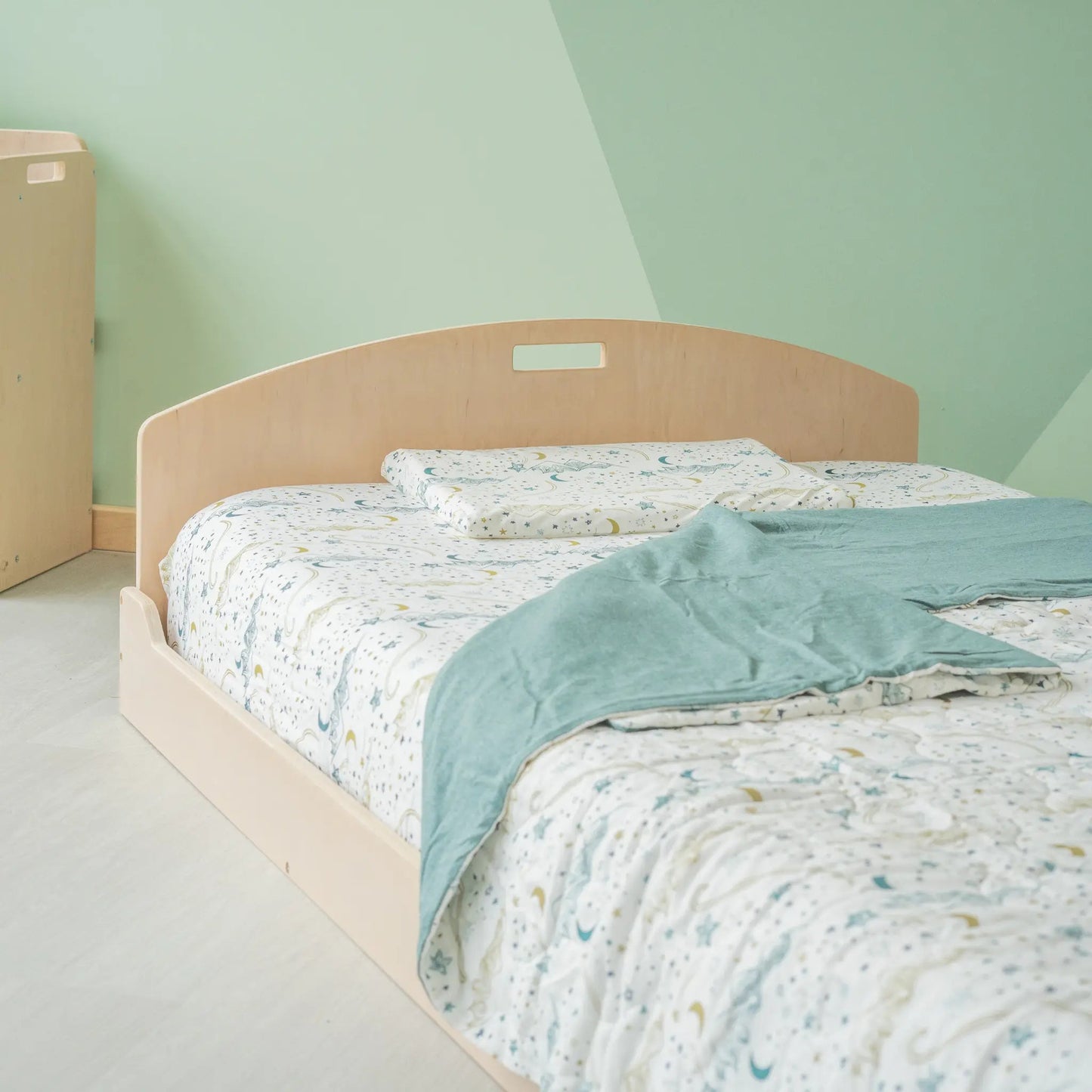 CHERRY - Montessori Floor Bed with Shelves