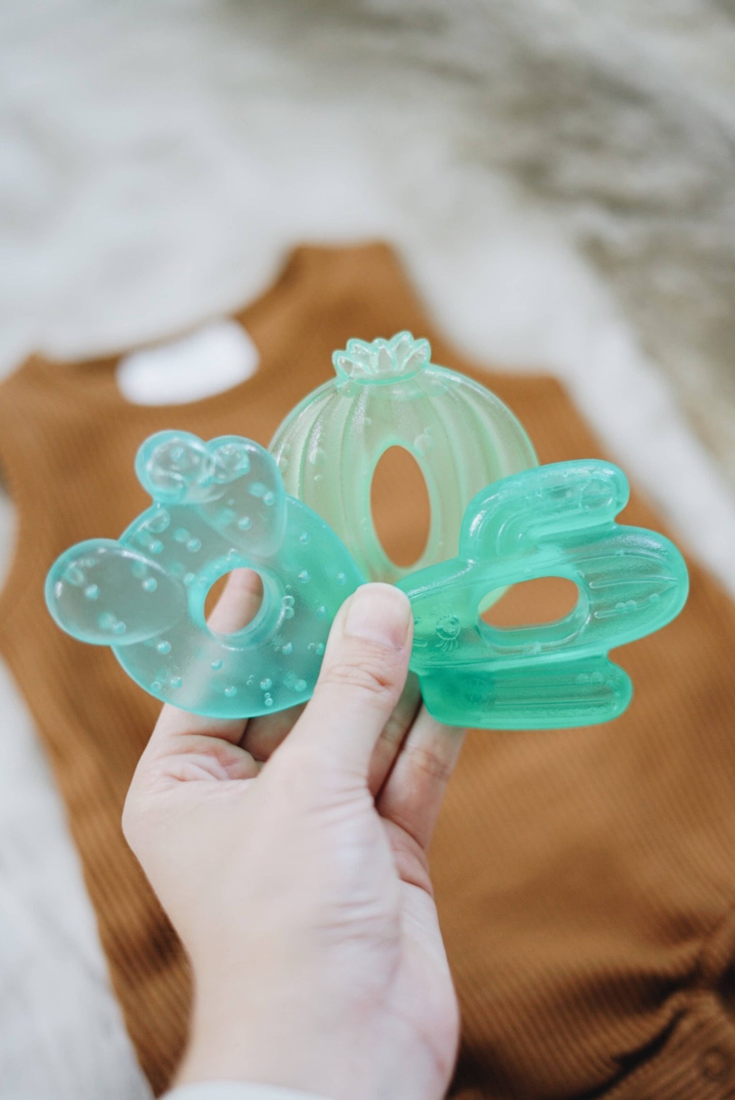 Itzy Ritzy - Cutie Coolers™ Water Filled Teethers (3-pack): Cactus