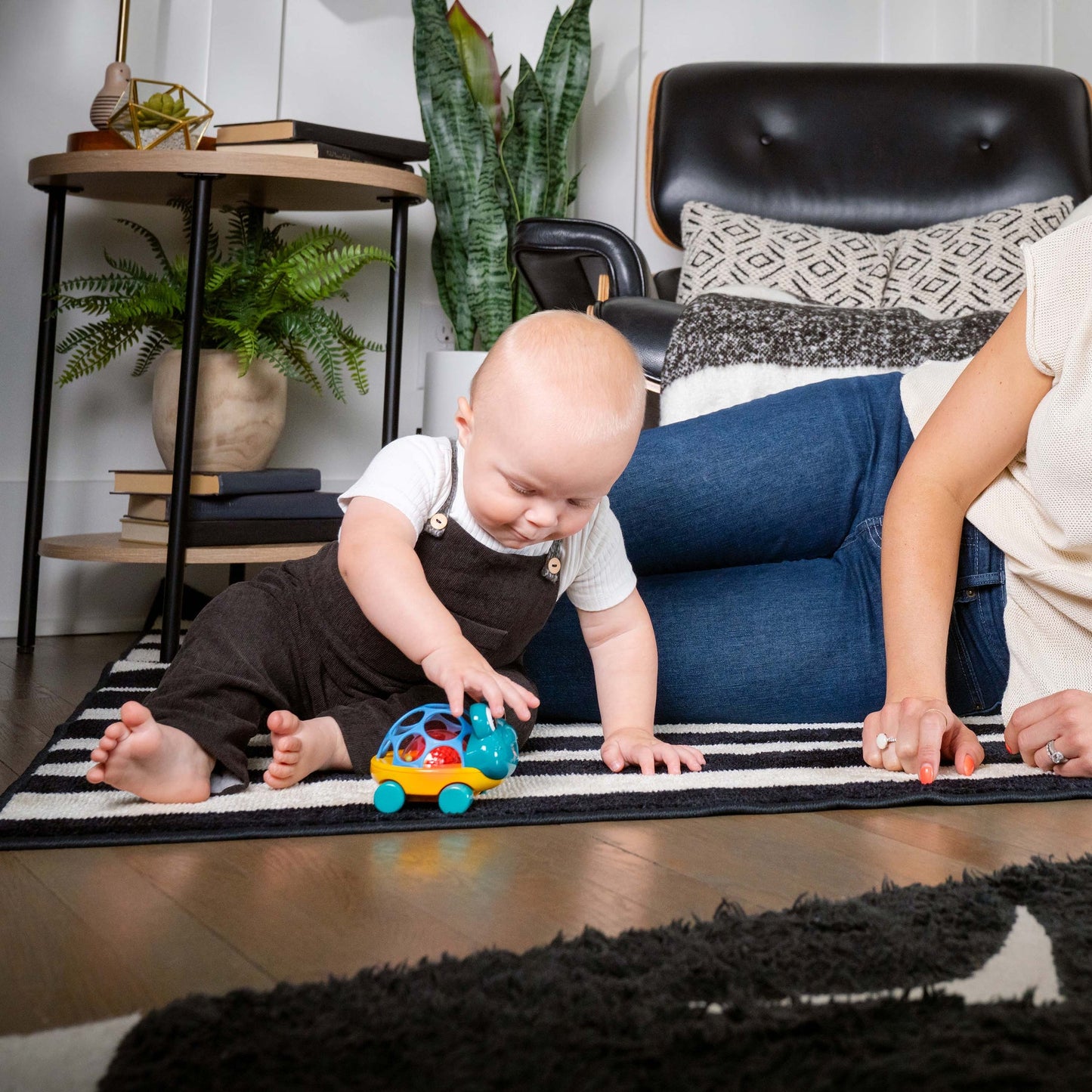 BABY EINSTEIN - Oball Curious Car & Rattle - Neptune