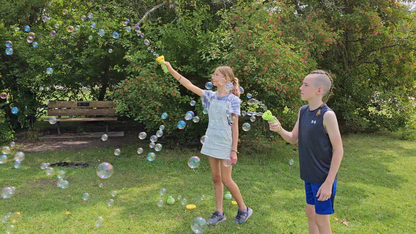 Wishbone Products - Crazy Catchables Bubble Storm with Solution