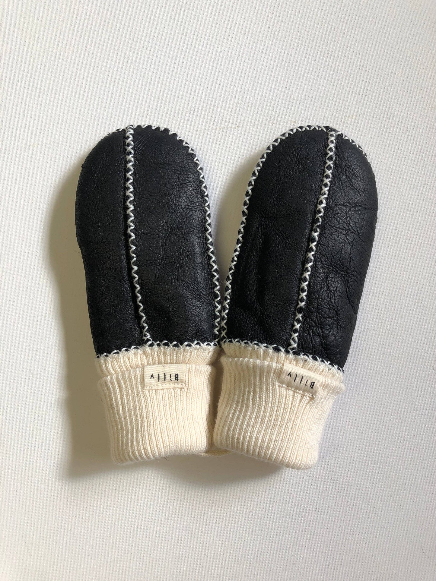 Billy Bamboo - KIDS SHEARLING MITTENS: Holly red