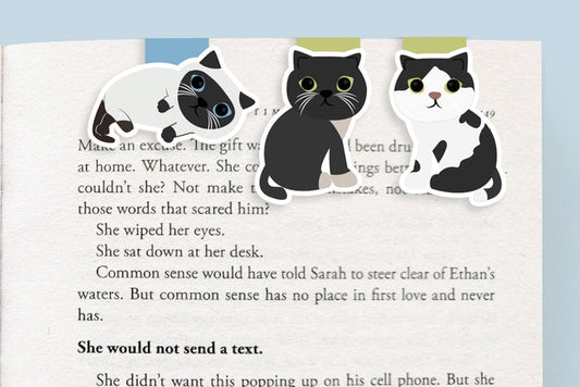 Craftedvan - Black and White Cats Mini Magnetic Bookmarks 3-Pack