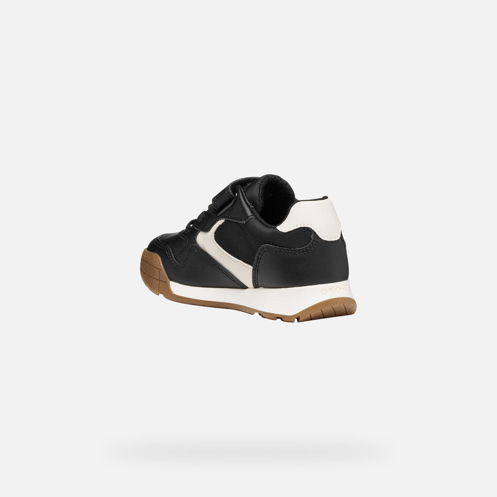 Geox Rann-E Boy's Low Top Sneakers