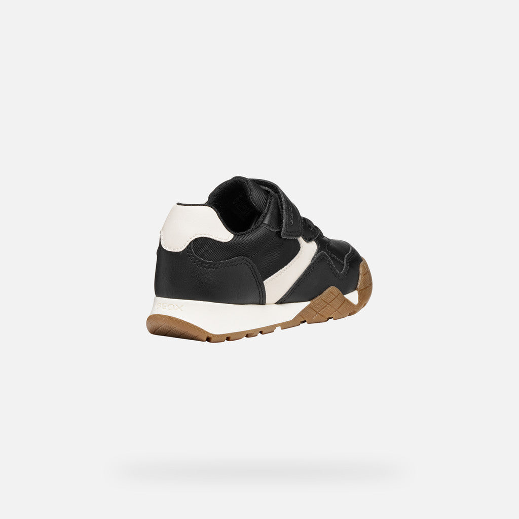 Geox Rann-E Boy's Low Top Sneakers