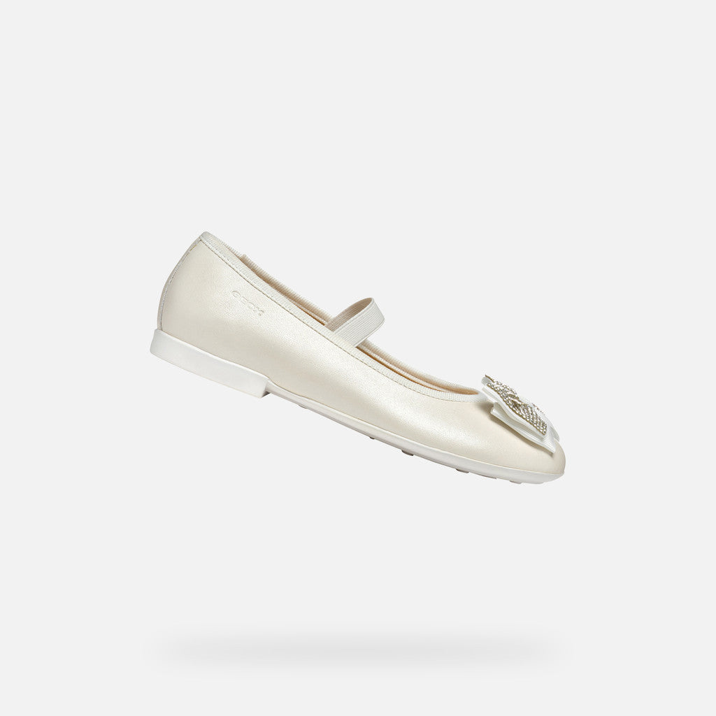 Geox Plié Pearl White Ballerina Flats