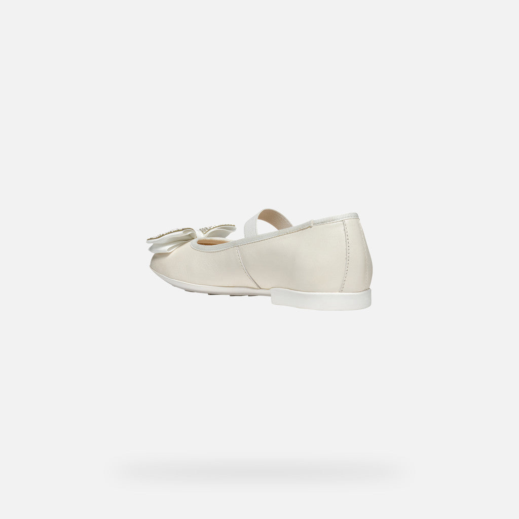 Geox Plié Pearl White Ballerina Flats