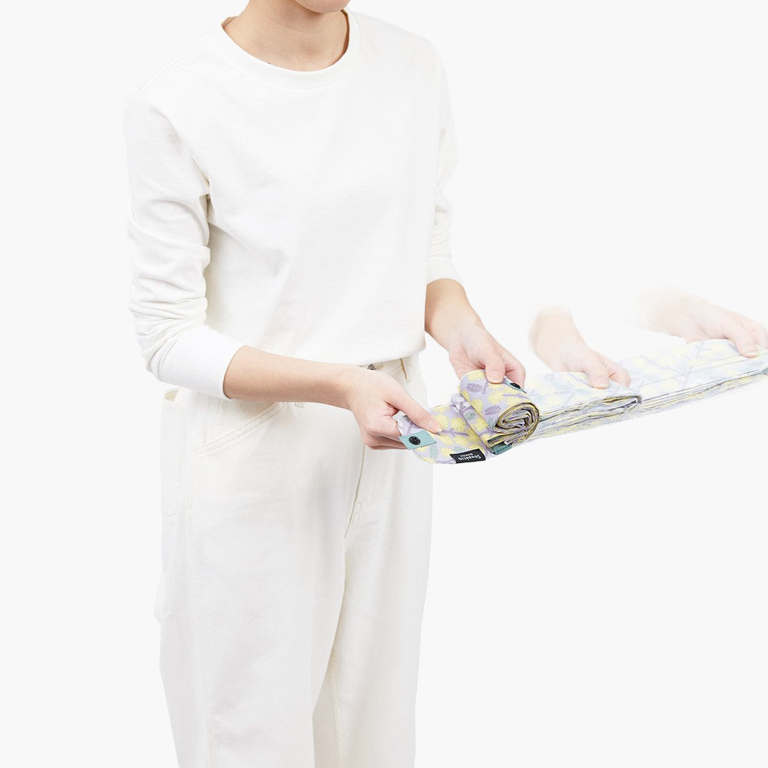 Shupatto Bag - One-Pull Foldable Bag - Hana (Medium)
