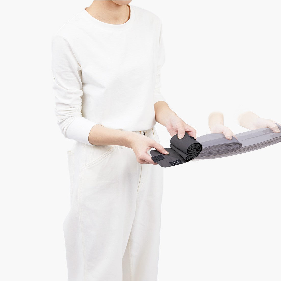 Shupatto Bag - One-Pull Foldable Bag - Sumi (Medium)