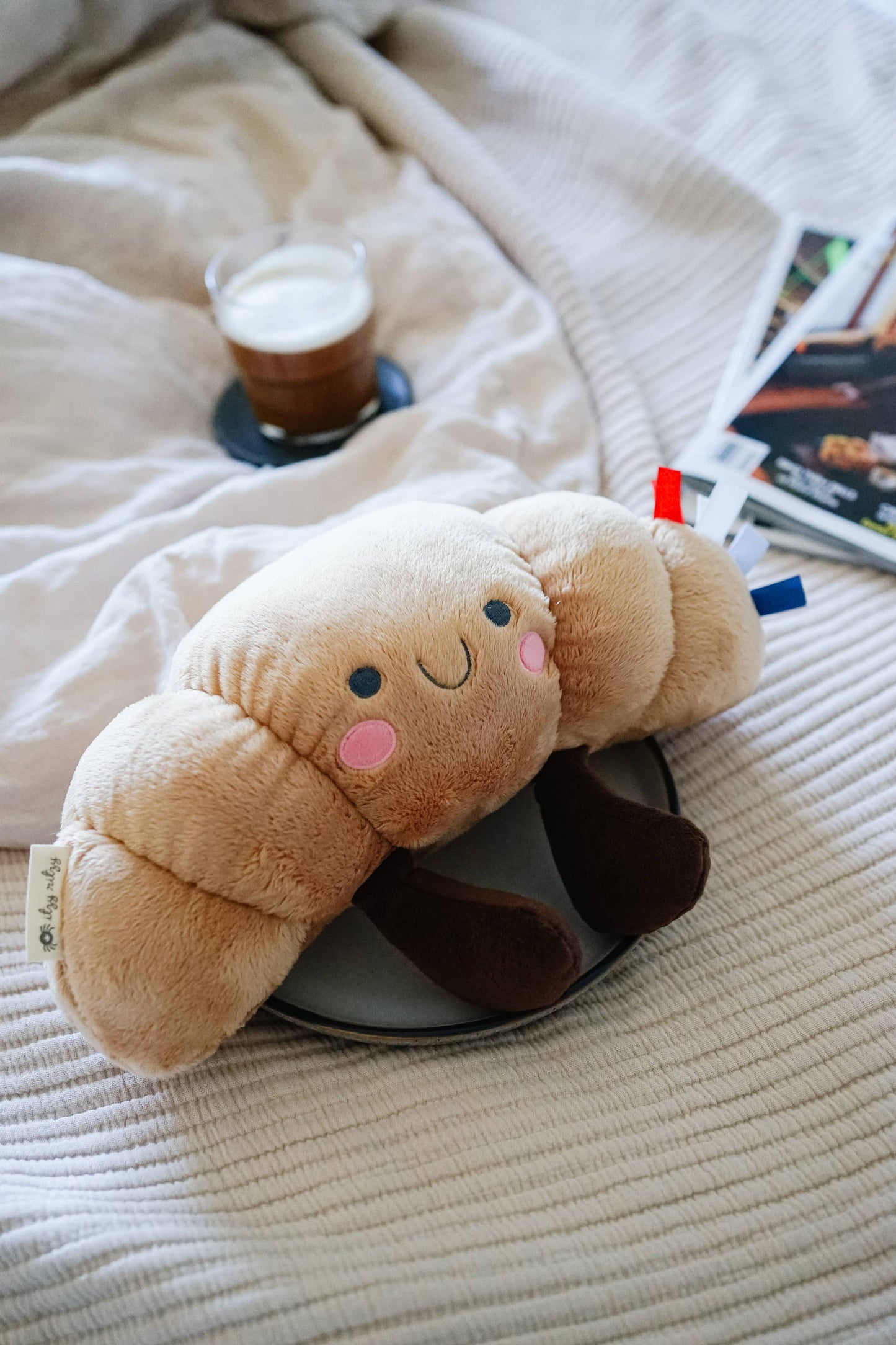 Itzy Ritzy - Sweetie Snuggles Plush: Cake