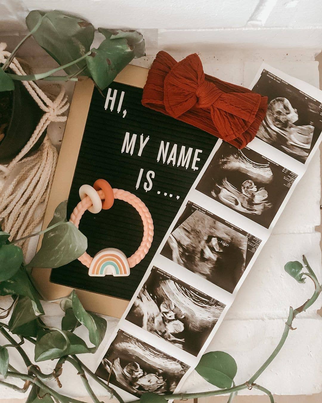 Itzy Ritzy -  Ritzy Rattle™ Silicone Teether Rattles: Highland Cow