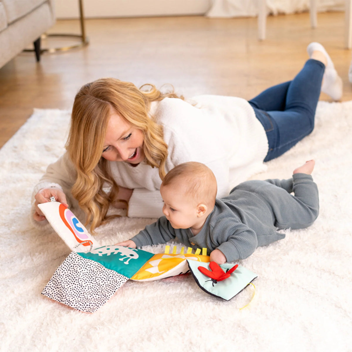 Wimmer - Seek & Peek Fabric Book