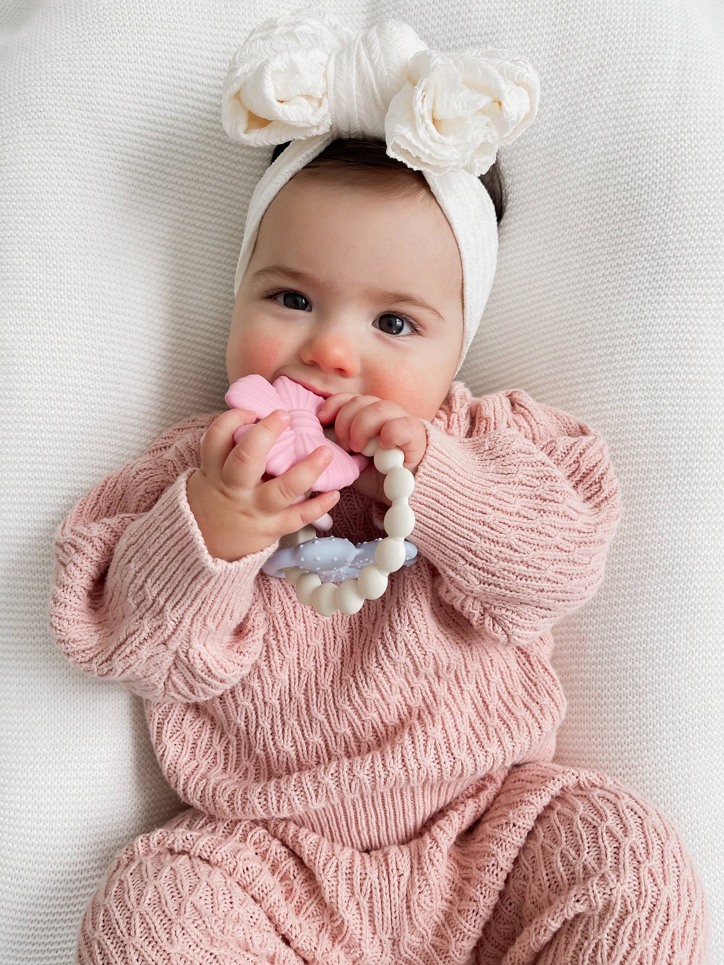 Itzy Ritzy - Itzy Bow Trio Silicone Teether