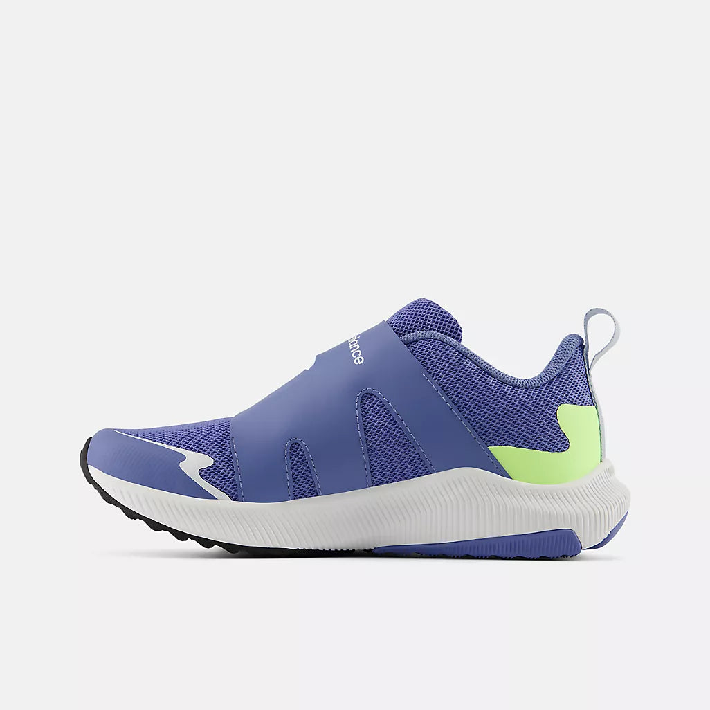New Balance DynaSoft Reveal v4 BOA Little Kids Sneaker Castlerock Wide